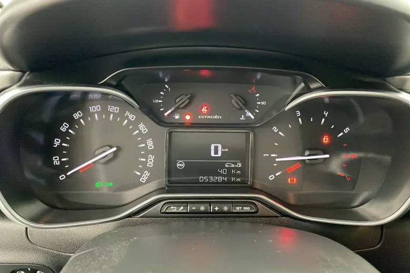 Image secondaire du véhicule 10