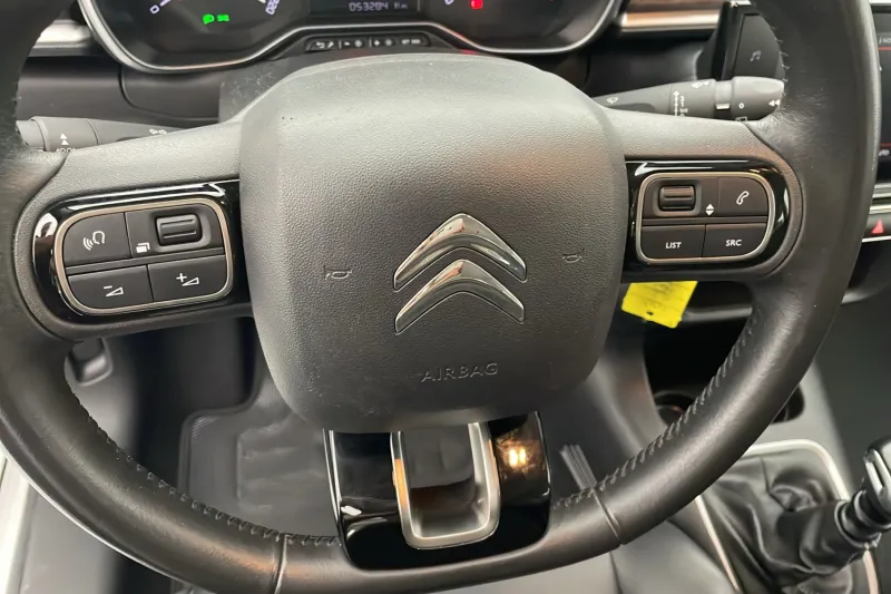 Image secondaire du véhicule 12