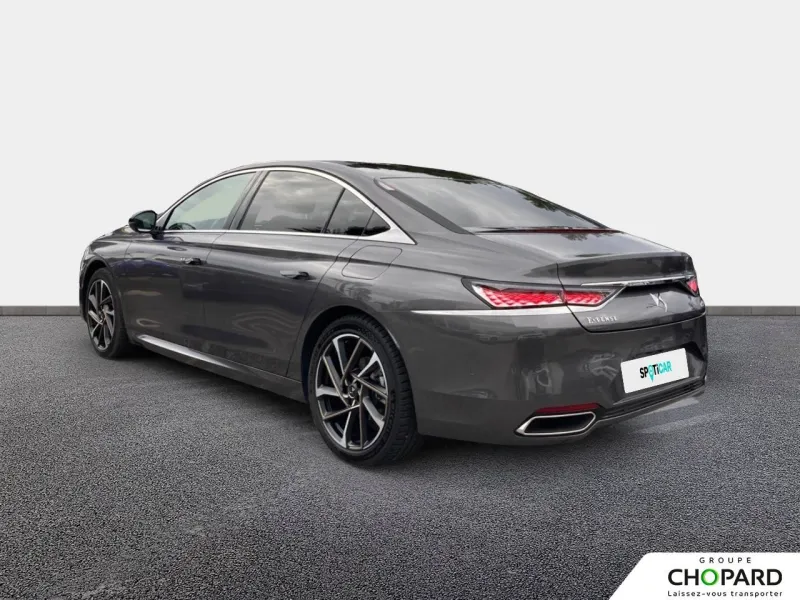 Image secondaire du véhicule 8