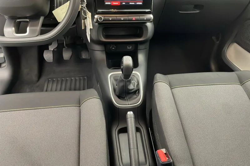 Image secondaire du véhicule 11