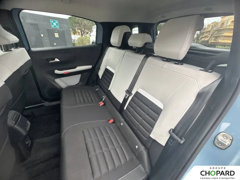 Image secondaire du véhicule 19