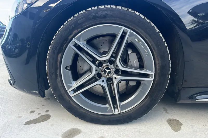 Image secondaire du véhicule 13