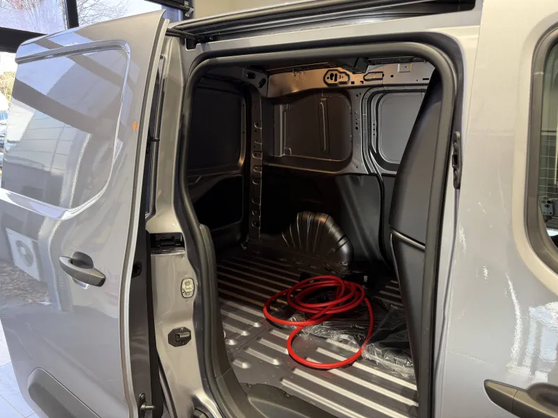 Image secondaire du véhicule 3