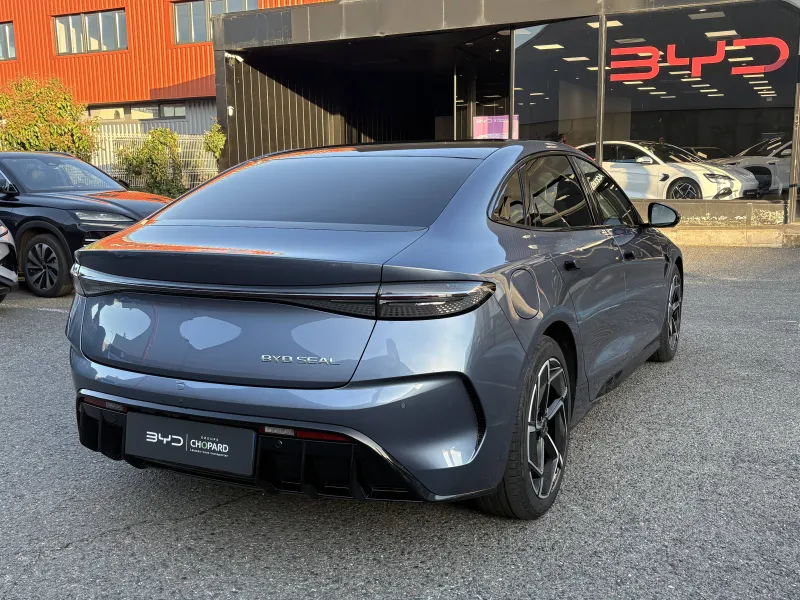 Image secondaire du véhicule 6