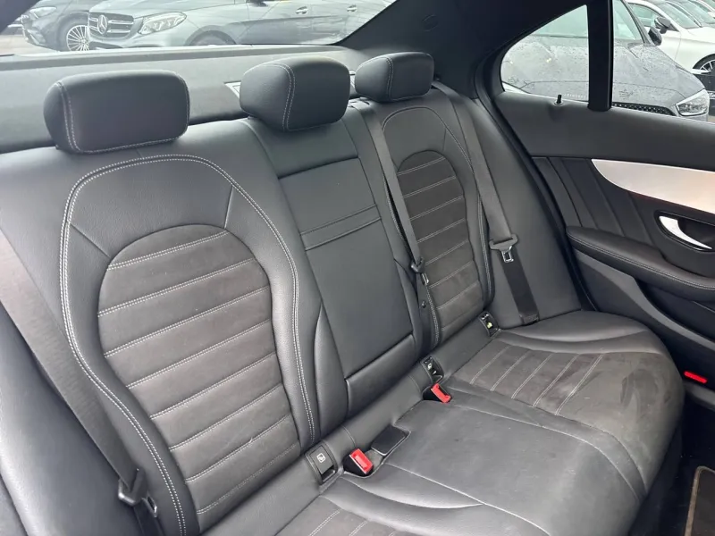 Image secondaire du véhicule 21