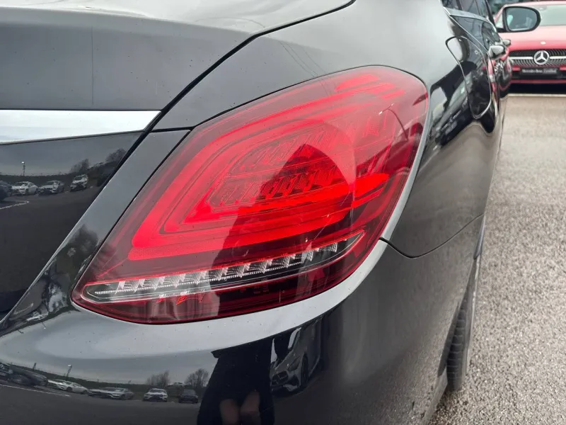 Image secondaire du véhicule 28