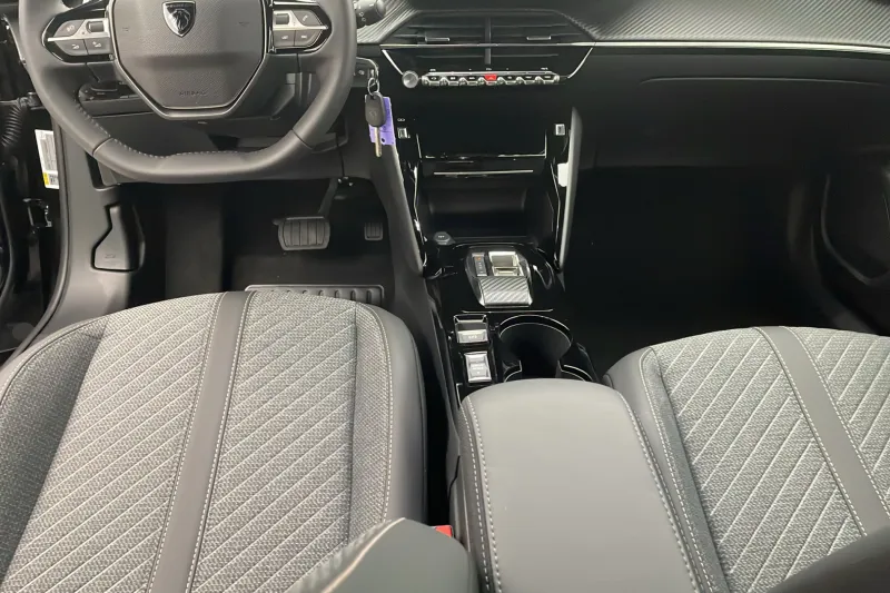 Image secondaire du véhicule 11