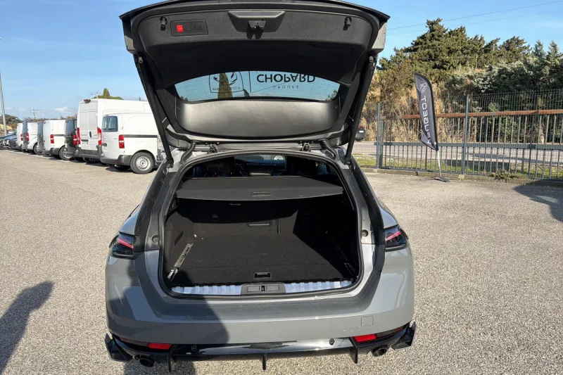 Image secondaire du véhicule 10