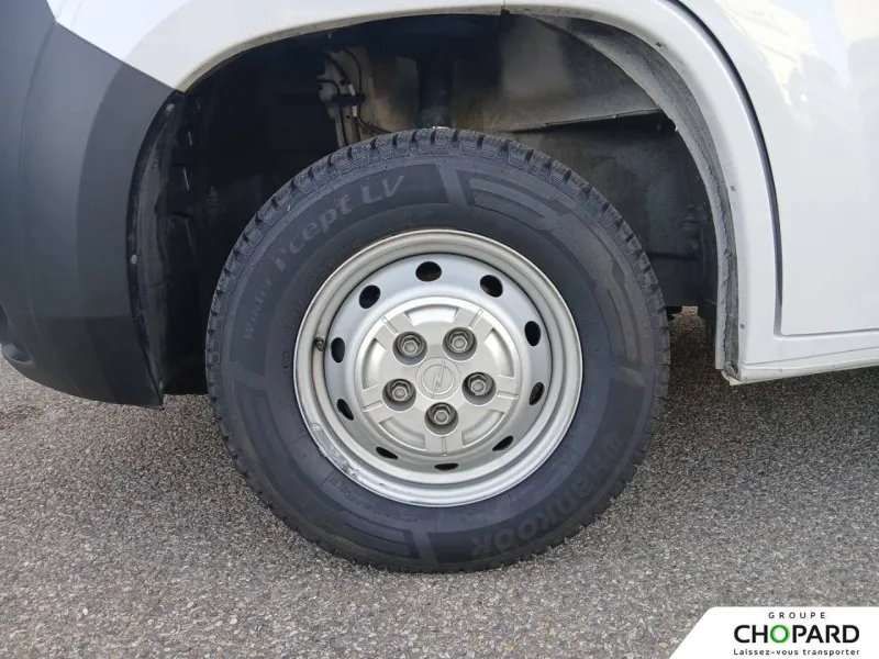 Image secondaire du véhicule 25