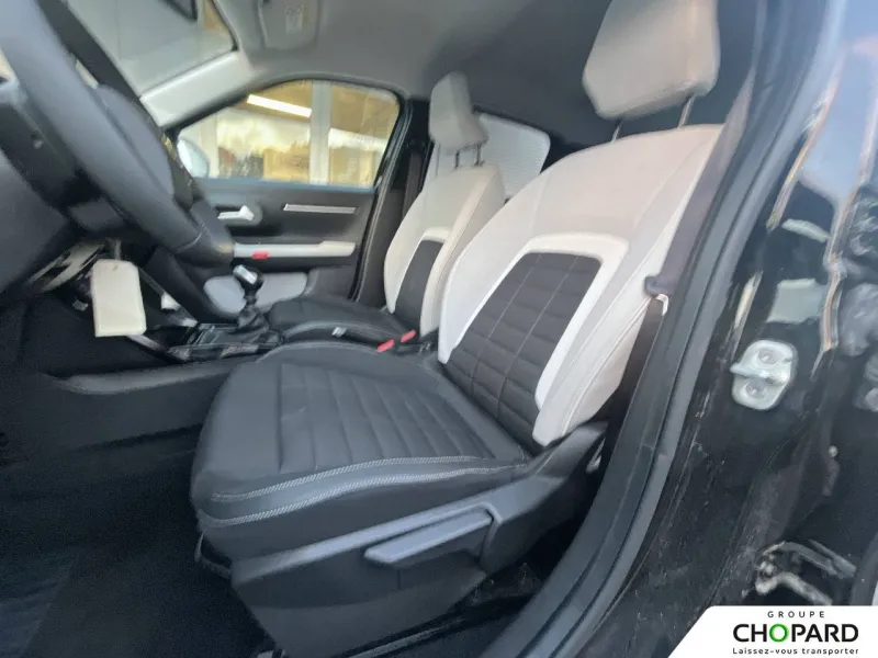 Image secondaire du véhicule 10