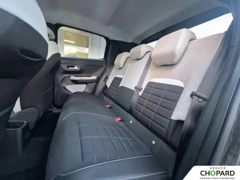 Image secondaire du véhicule 11