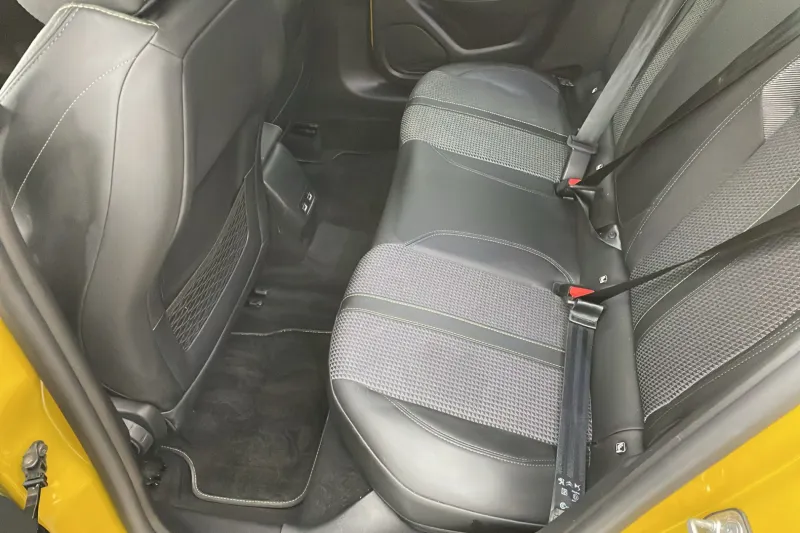 Image secondaire du véhicule 15