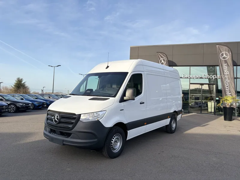 Mercedes-Benz-E-SPRINTER FOURGON-d'occasion chez Mercedes-Benz Nevers
