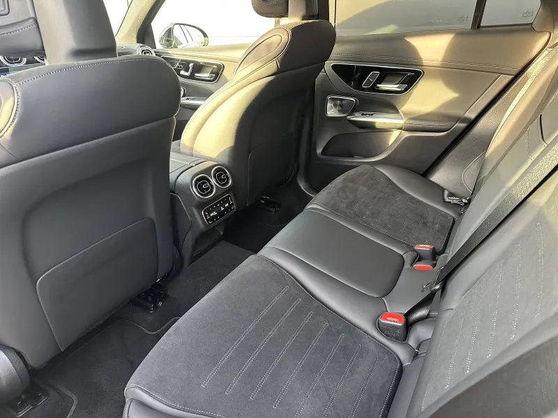 Image secondaire du véhicule 26