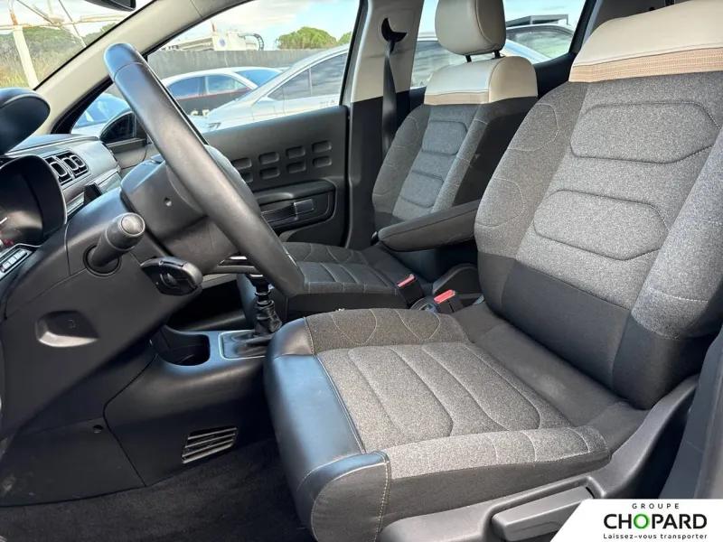 Image secondaire du véhicule 21