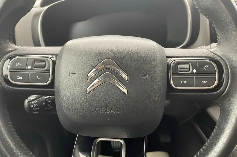 Image secondaire du véhicule 12