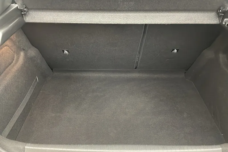 Image secondaire du véhicule 8