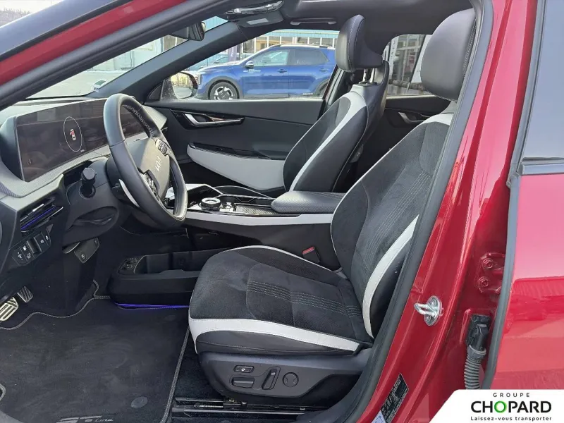 Image secondaire du véhicule 12