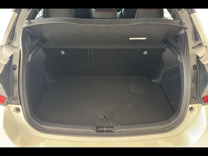 Image secondaire du véhicule 10