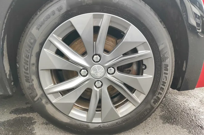 Image secondaire du véhicule 15