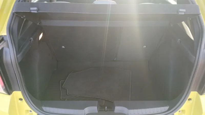 Image secondaire du véhicule 10