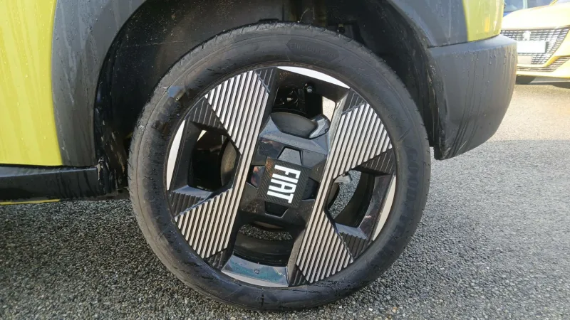 Image secondaire du véhicule 14