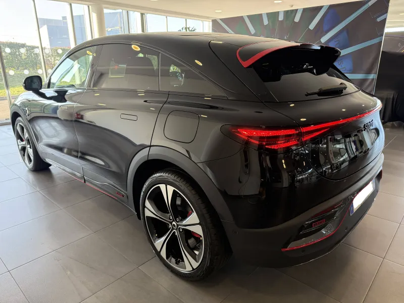 Image secondaire du véhicule 8