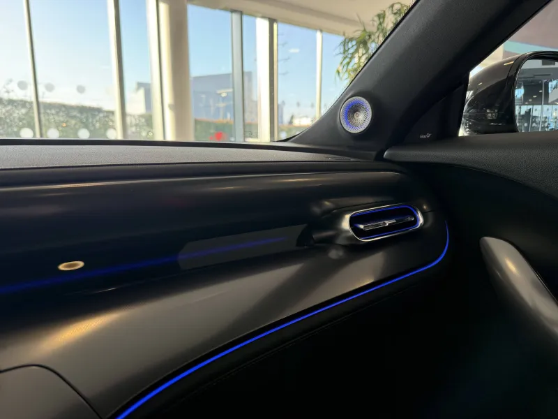 Image secondaire du véhicule 22