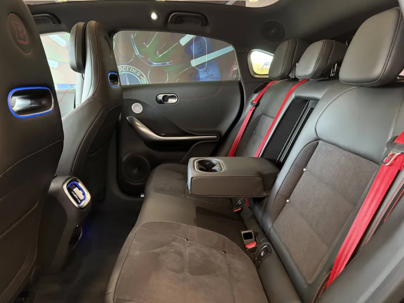 Image secondaire du véhicule 29