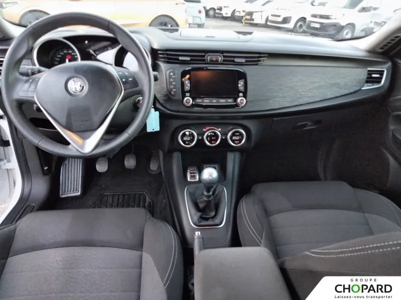 Image secondaire du véhicule 3