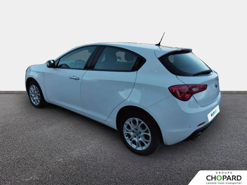 Image secondaire du véhicule 8