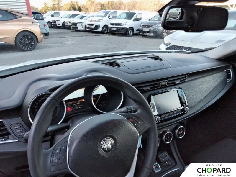 Image secondaire du véhicule 13