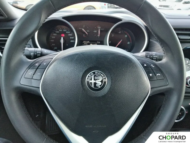 Image secondaire du véhicule 17