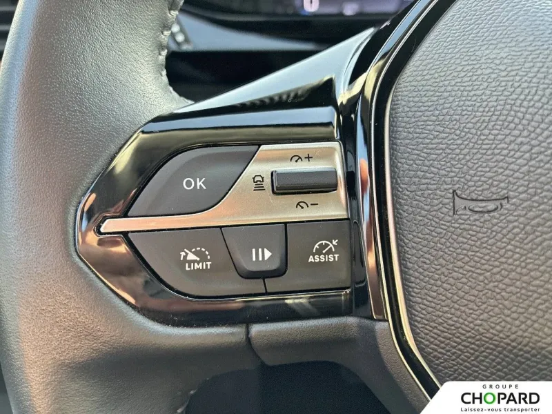 Image secondaire du véhicule 23