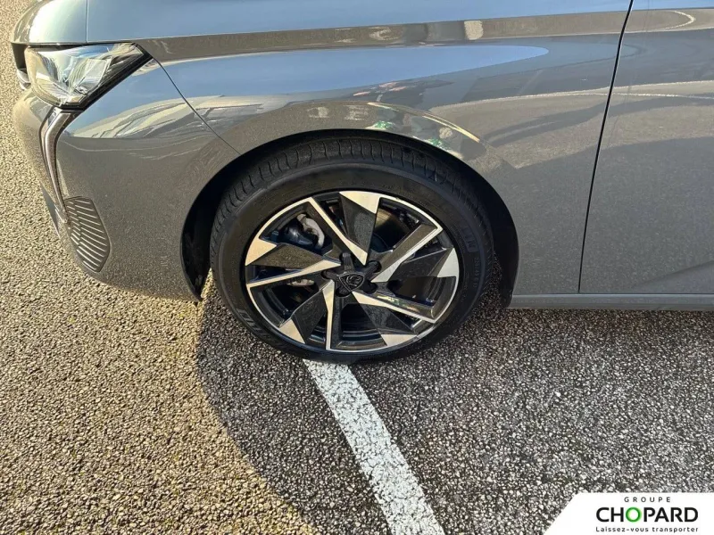 Image secondaire du véhicule 24