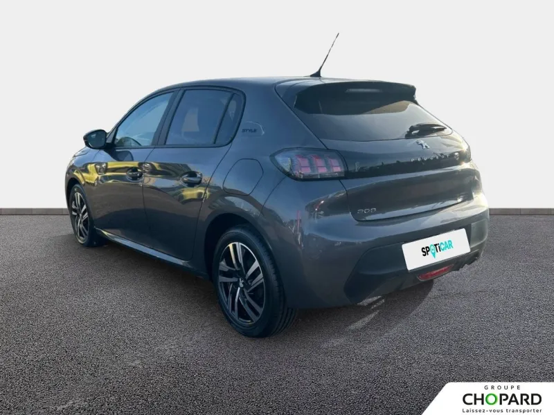 Image secondaire du véhicule 8