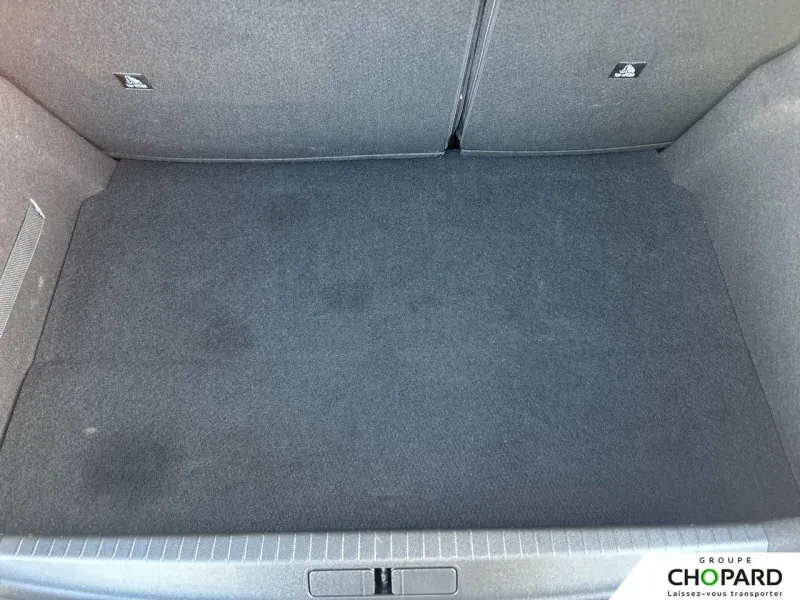 Image secondaire du véhicule 9