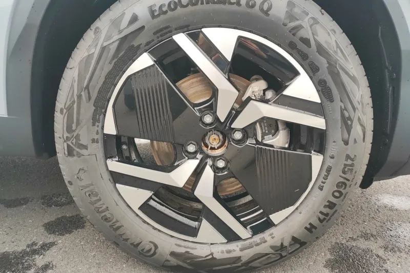 Image secondaire du véhicule 15