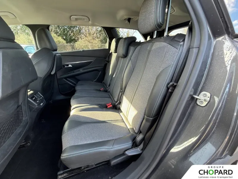 Image secondaire du véhicule 37