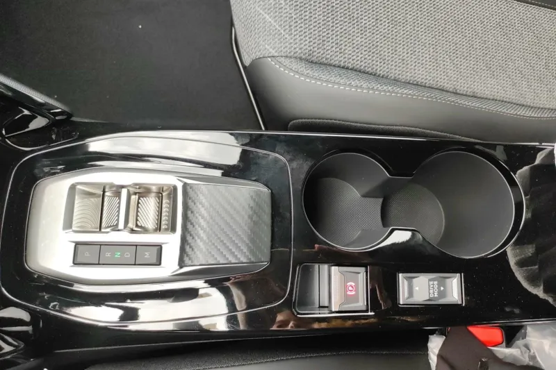 Image secondaire du véhicule 30