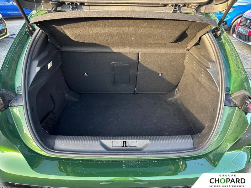 Image secondaire du véhicule 9