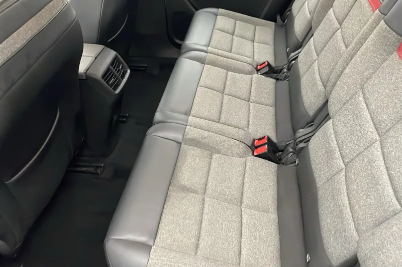 Image secondaire du véhicule 15