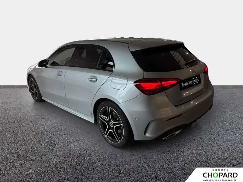 Image secondaire du véhicule 8