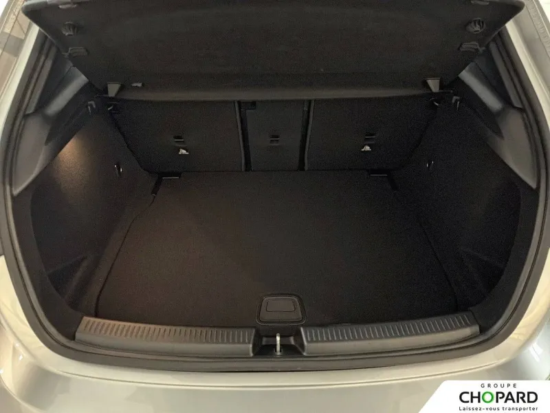 Image secondaire du véhicule 9