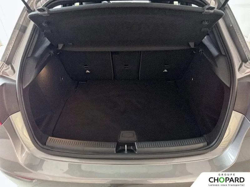 Image secondaire du véhicule 9