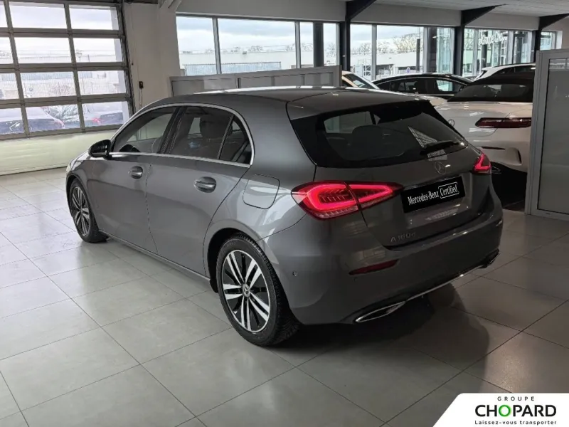 Image secondaire du véhicule 31