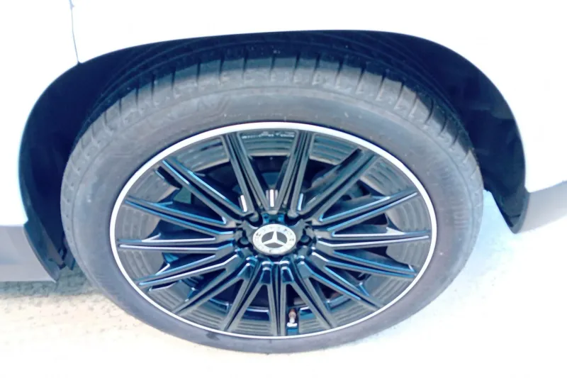 Image secondaire du véhicule 13