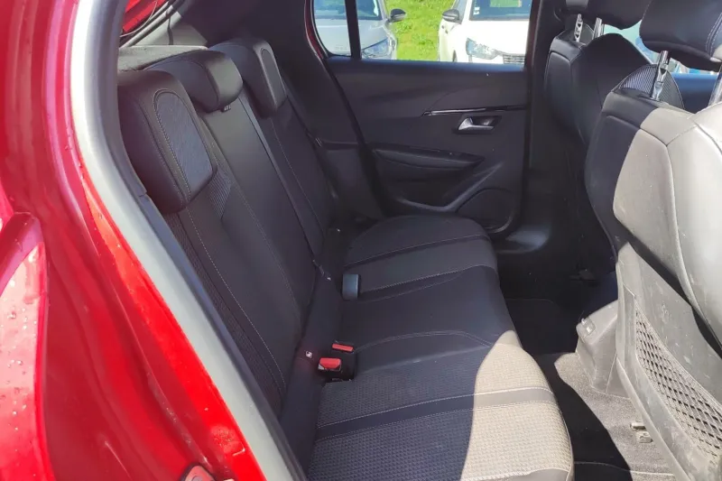 Image secondaire du véhicule 12