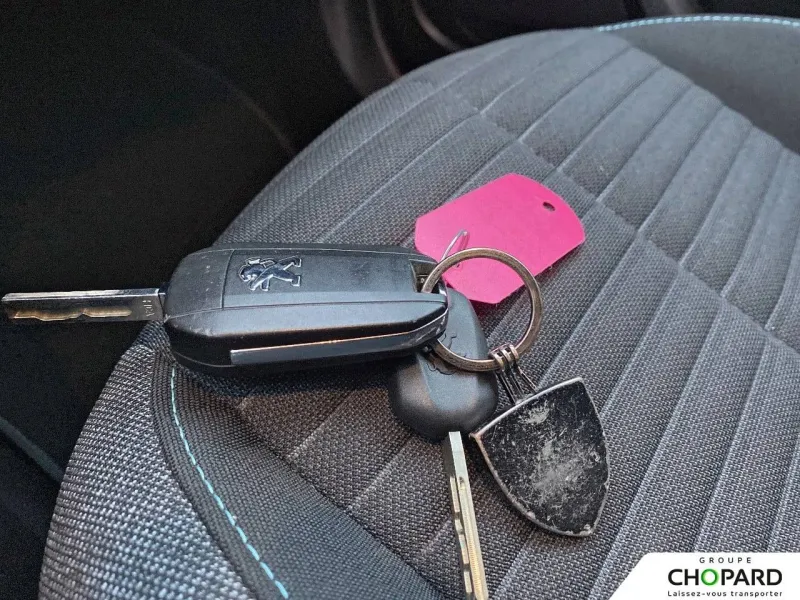 Image secondaire du véhicule 15