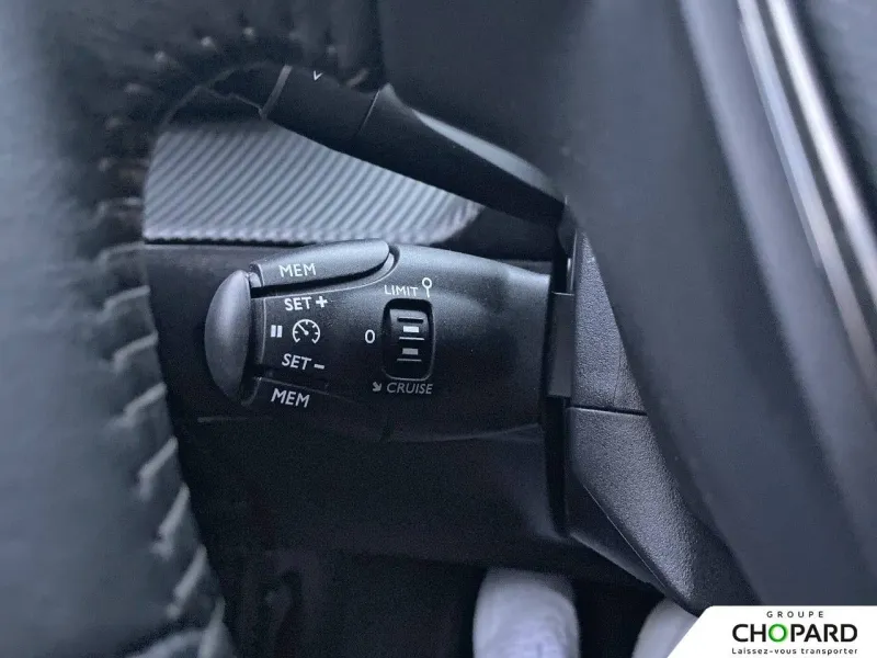 Image secondaire du véhicule 16